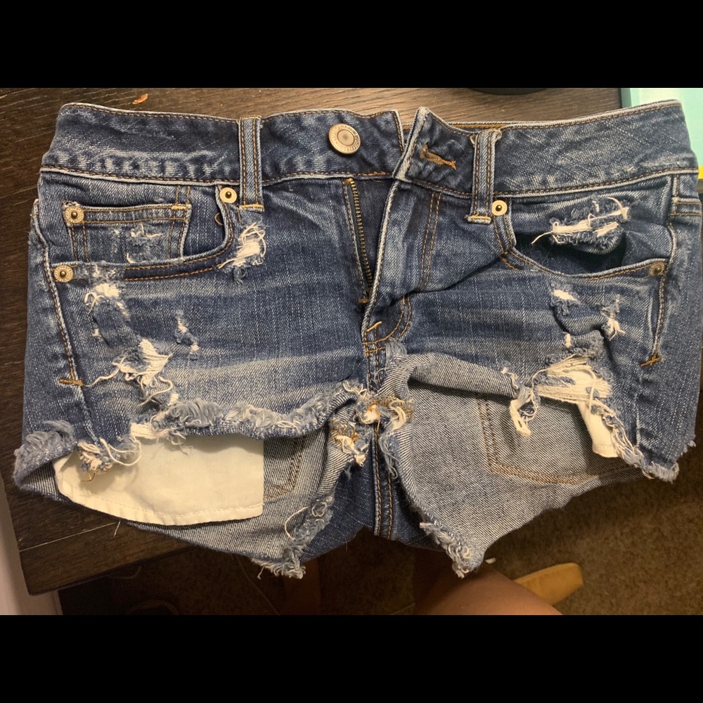 America’s eagle shorts are too small